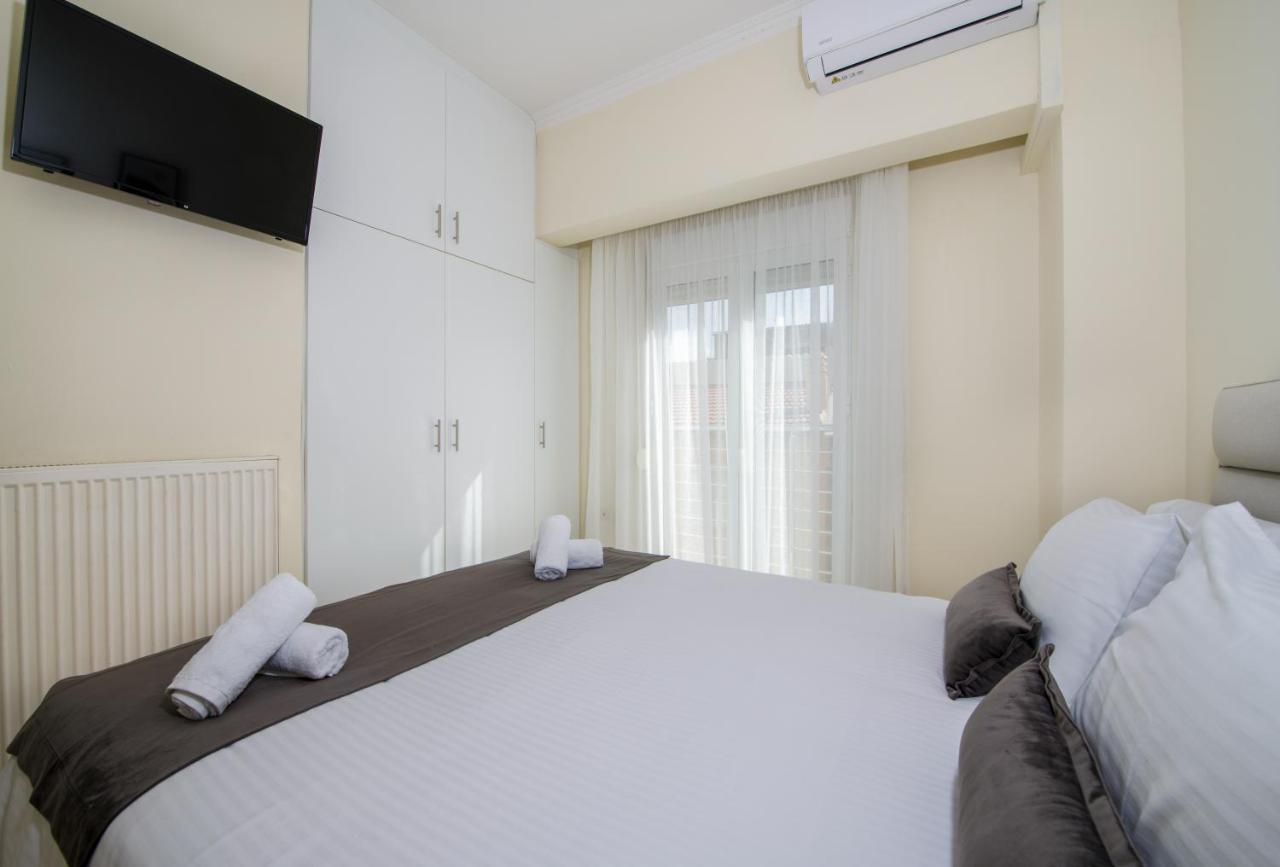 Center Manolia Dream 3 Bedroom Apartment 100M Away From The Beach Chrissi Akti Chania Exterior foto