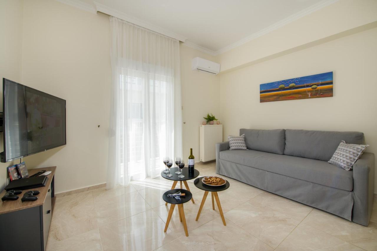 Center Manolia Dream 3 Bedroom Apartment 100M Away From The Beach Chrissi Akti Chania Exterior foto